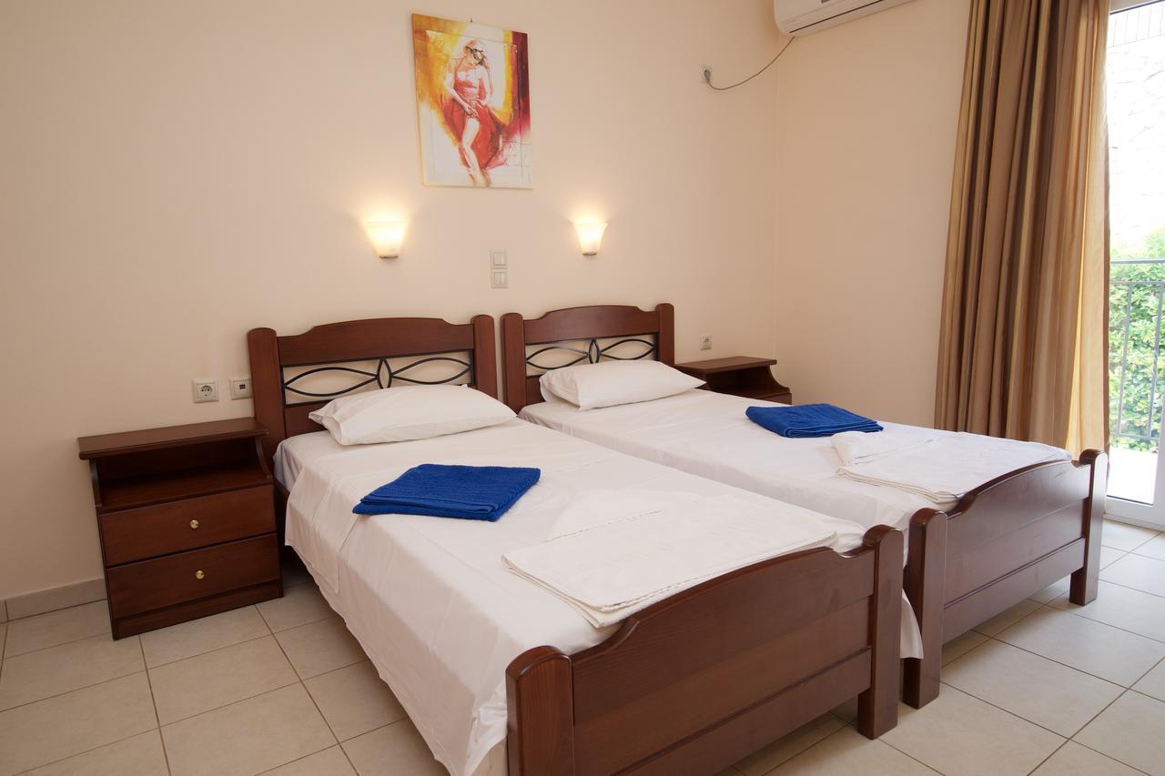 Gabriel Houses Agia Efimia Exterior photo